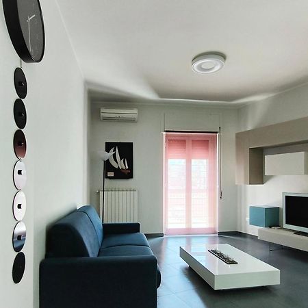 Navis' House Apartment Bari Luaran gambar